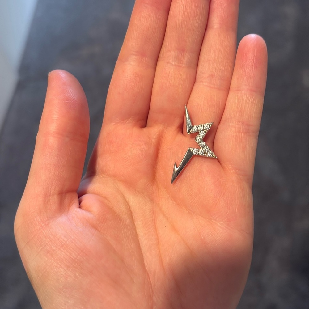Thierry Mugler pendant for necklace (no chain)